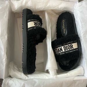 Dior Dway Shearling Slide